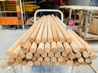 Bán gỗ thông tròn phi 25mm x dài tùy chọn từ 70cm đến 150cm + gia công láng mịn
